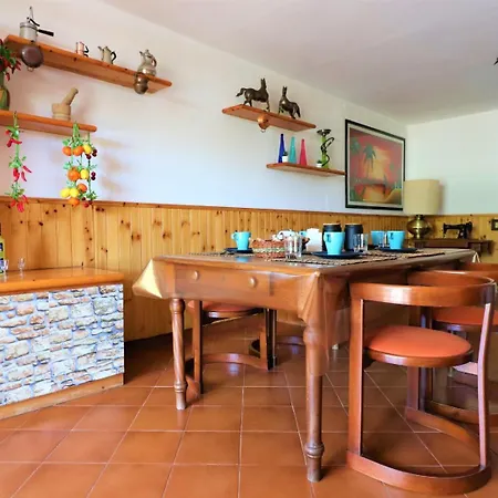 Privata Con Piscina E Biliardo Sorrento