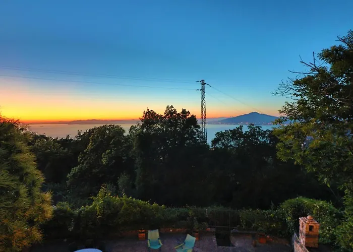 Privata Con Piscina E Biliardo Villa *