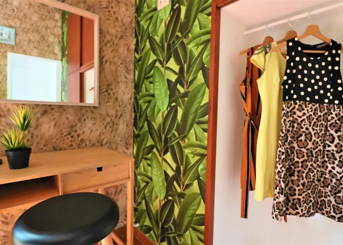 Privata Con Piscina E Biliardo * סורנטו