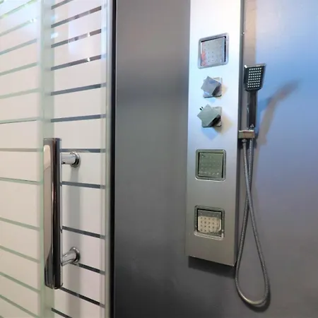 فيلة Privata Con Piscina E Biliardo سورينتو