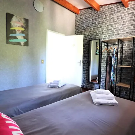 Privata Con Piscina E Biliardo * سورينتو