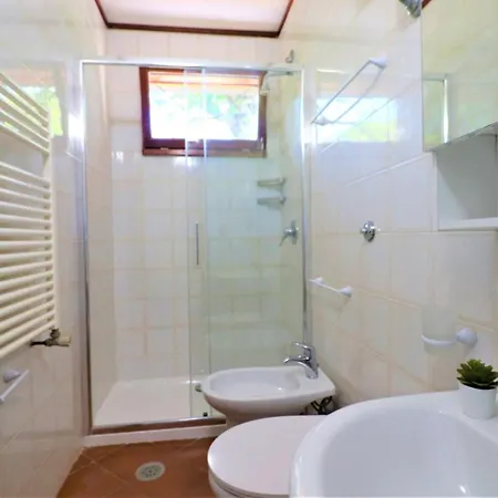 Privata Con Piscina E Biliardo فيلة سورينتو