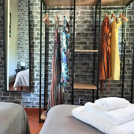 Privata Con Piscina E Biliardo فيلة