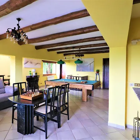 Vila Privata Con Piscina E Biliardo *