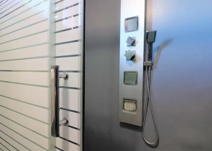 فيلة Privata Con Piscina E Biliardo سورينتو