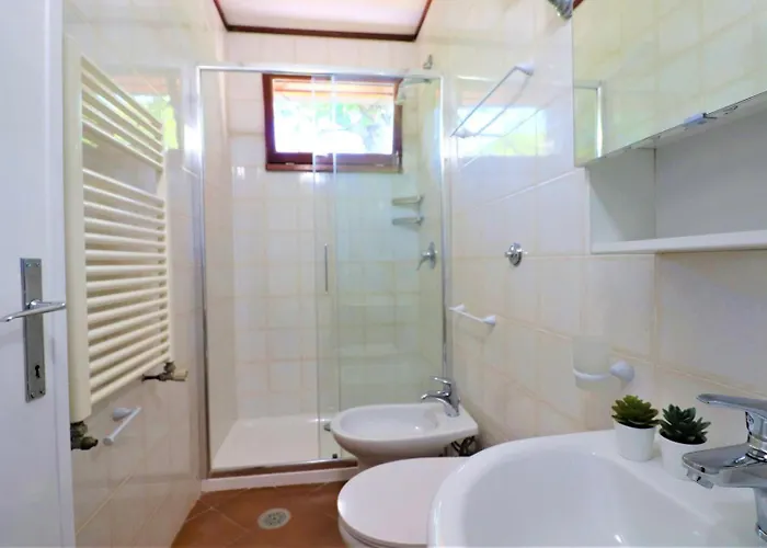 Privata Con Piscina E Biliardo فيلة سورينتو