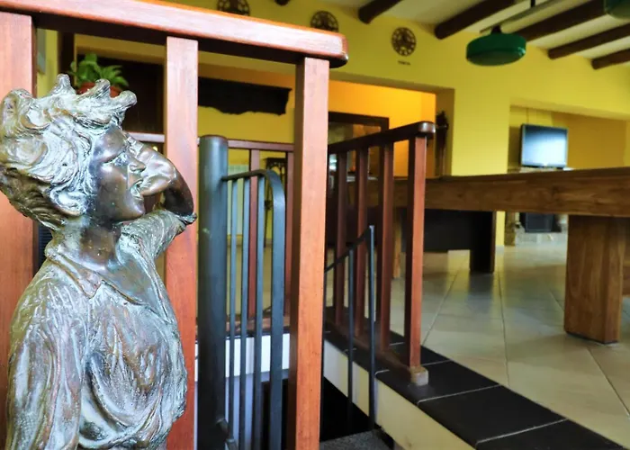 Privata Con Piscina E Biliardo فيلة